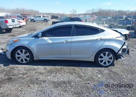 2013 Hyundai Elantra Limited z USA, uszkodzony, nr VIN 5NPDH4AE2DH327553